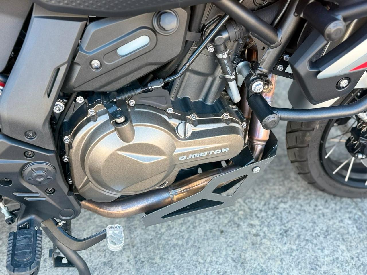 Qj Motor SRT 600