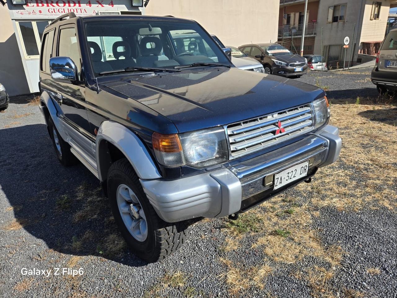 Mitsubishi Pajero 2.5 TDI Metal-top S. Select GLS