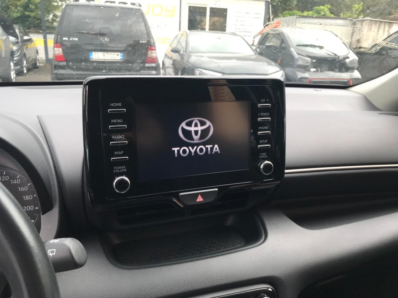 Toyota Yaris 1.5 Hybrid 5 porte Business