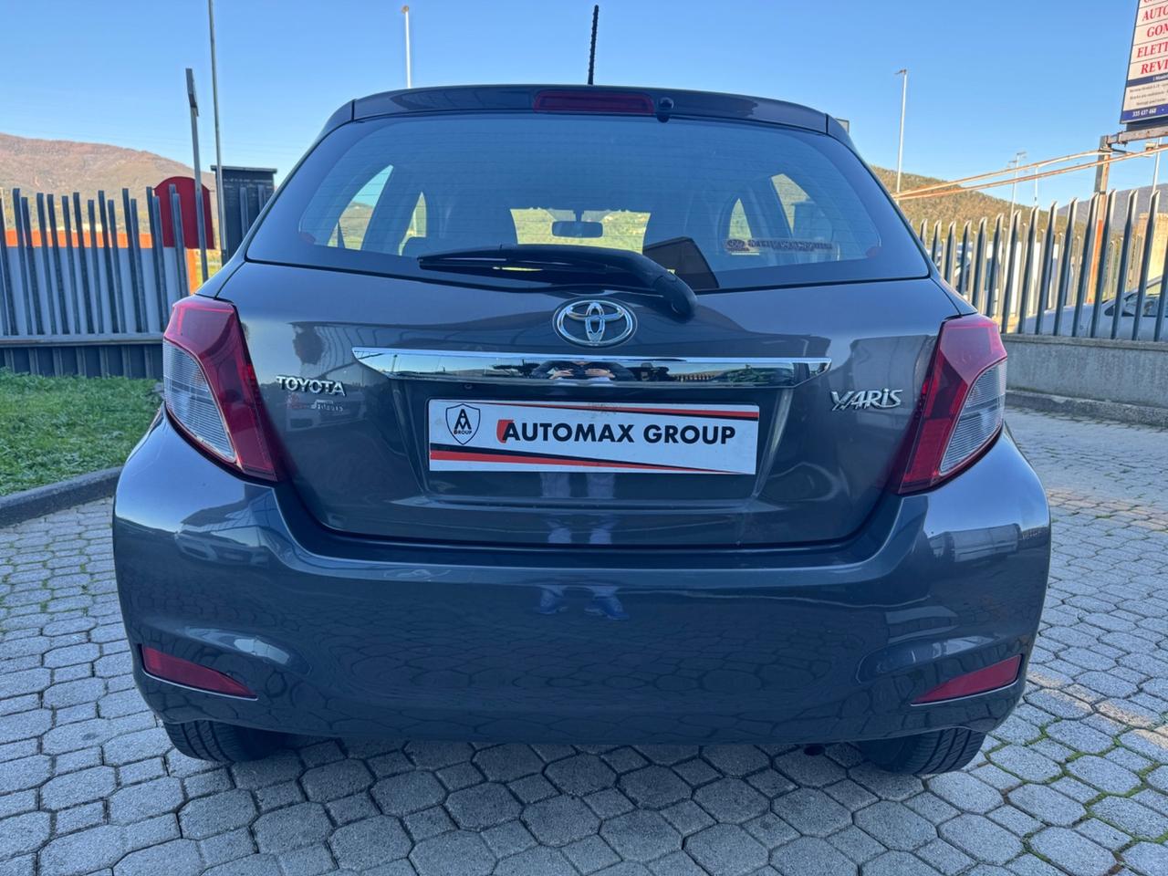 Toyota Yaris 1.0 5 porte Lounge