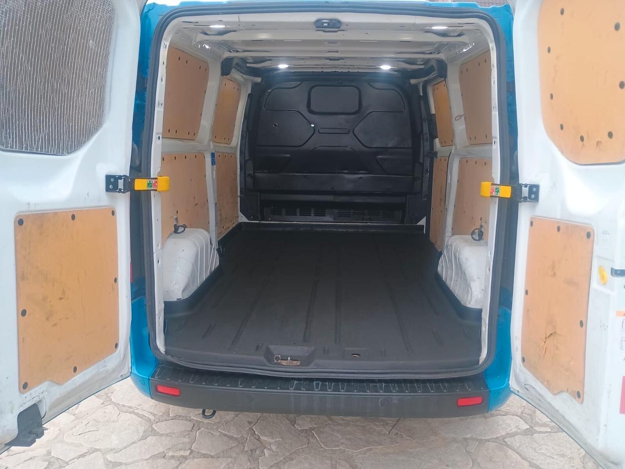 Ford Tourneo Custom 320 2.0 EcoBlue 170CV aut. PC Active