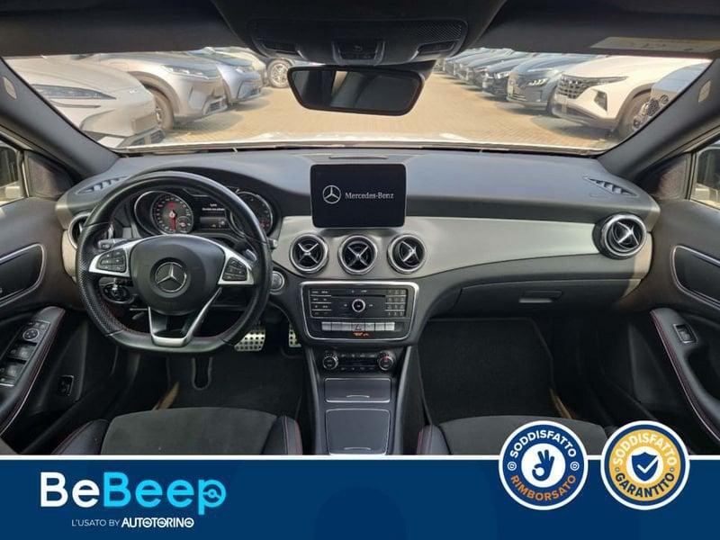 Mercedes-Benz GLA 200 D PREMIUM 4MATIC AUTO