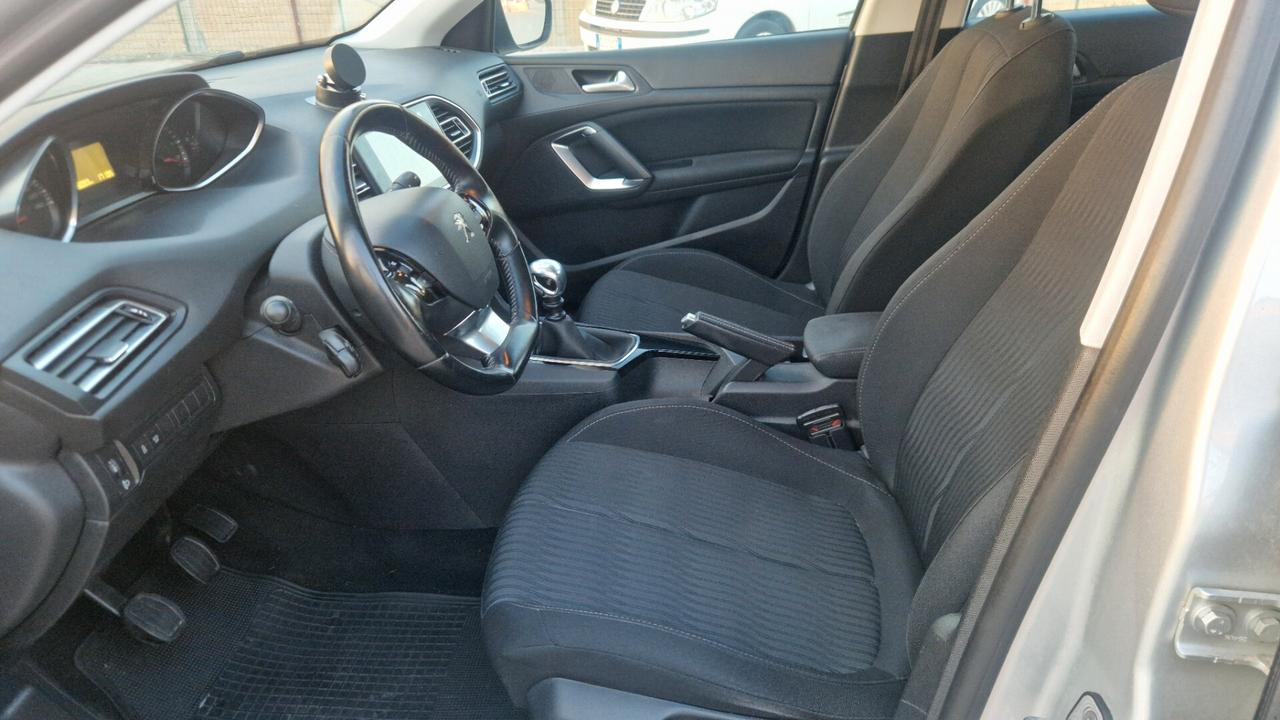 Peugeot 308 BlueHDi 120 S&S SW Business