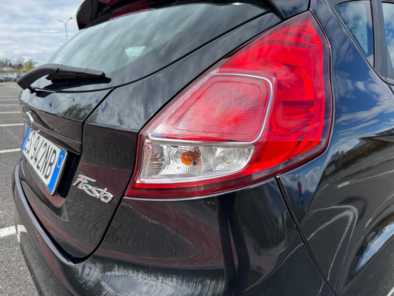 Ford Fiesta 1.5 TDCi 75CV 5 porte Titanium