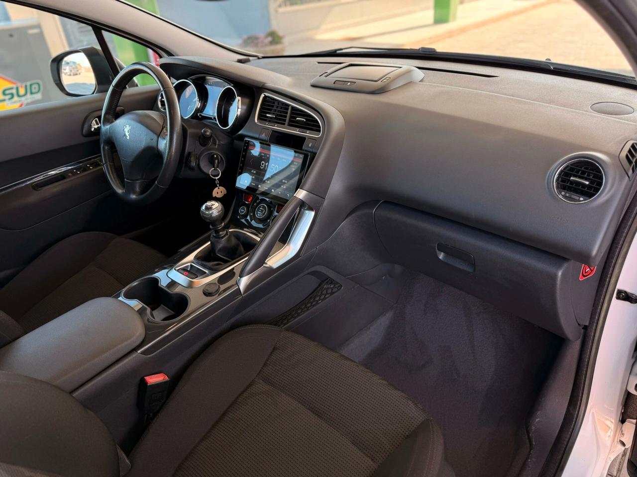 Peugeot 3008 1.6 HDi 112CV Tecno