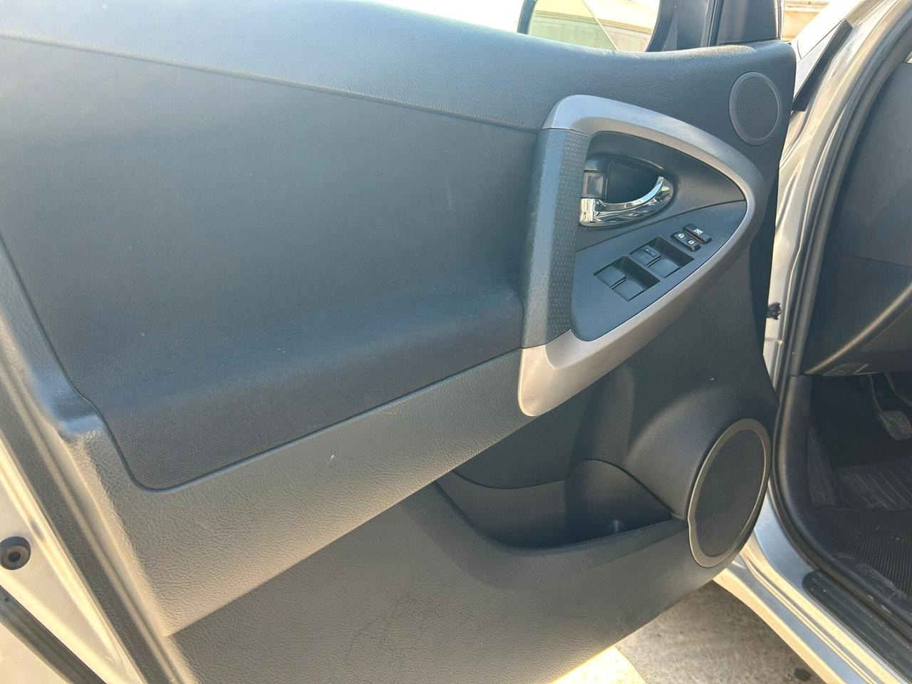 Toyota RAV 4 2.2 D-4D 136 CV