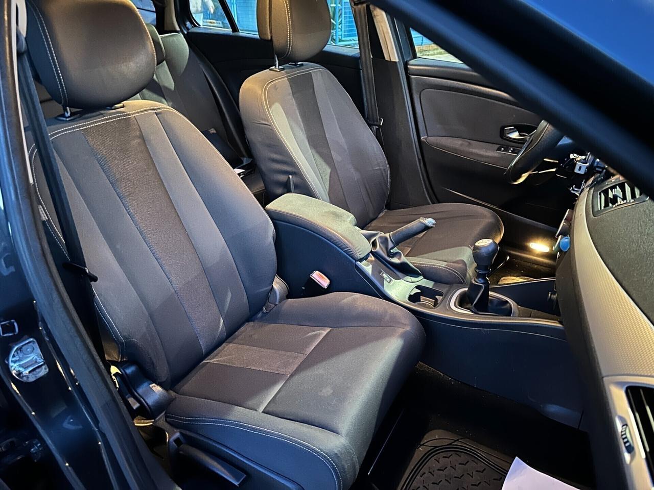 Renault Megane 1.5 dCi 110CV MEGA TAGLIANDO