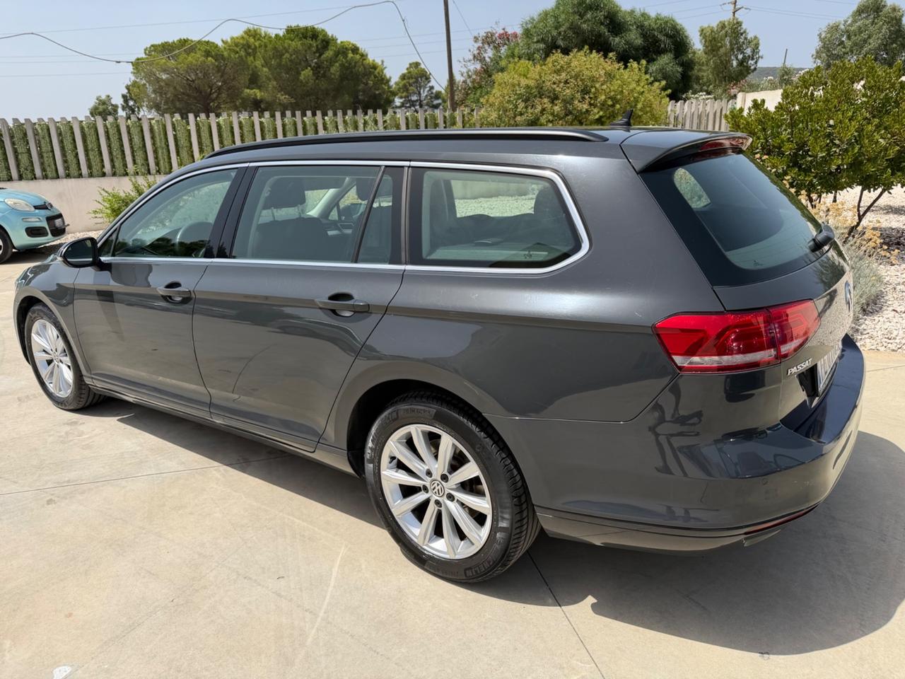 Volkswagen Passat sw 1.6 TDI DSG 2016