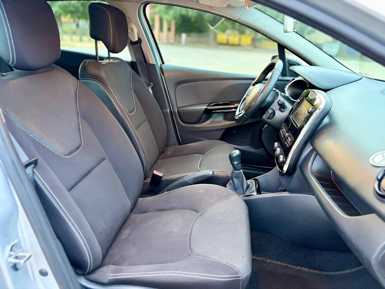 Renault Clio Sporter 1.2 75CV Live