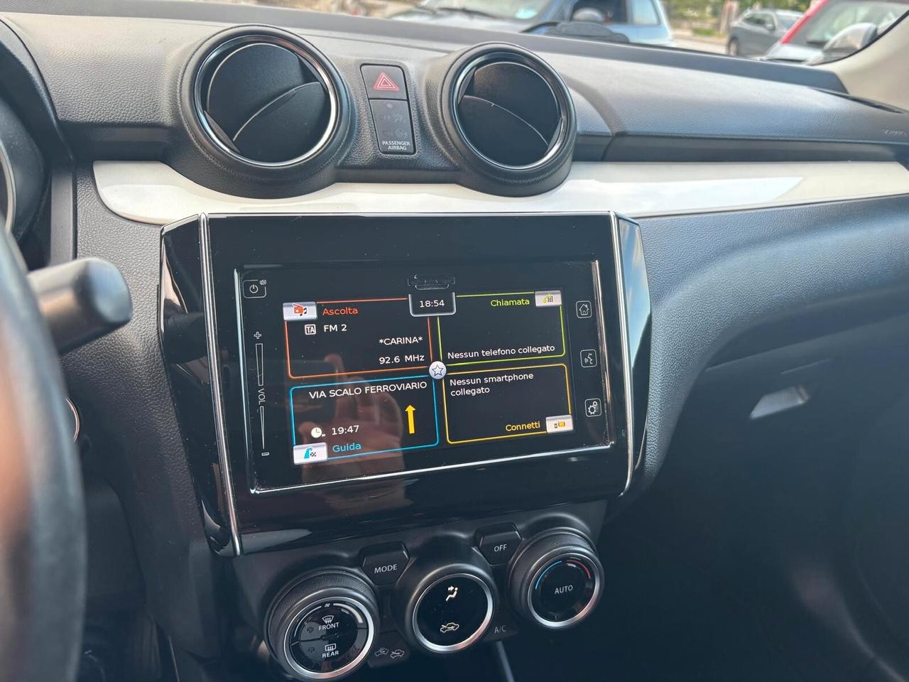 Suzuki Swift 1.2 Hybrid 4WD AllGrip Top