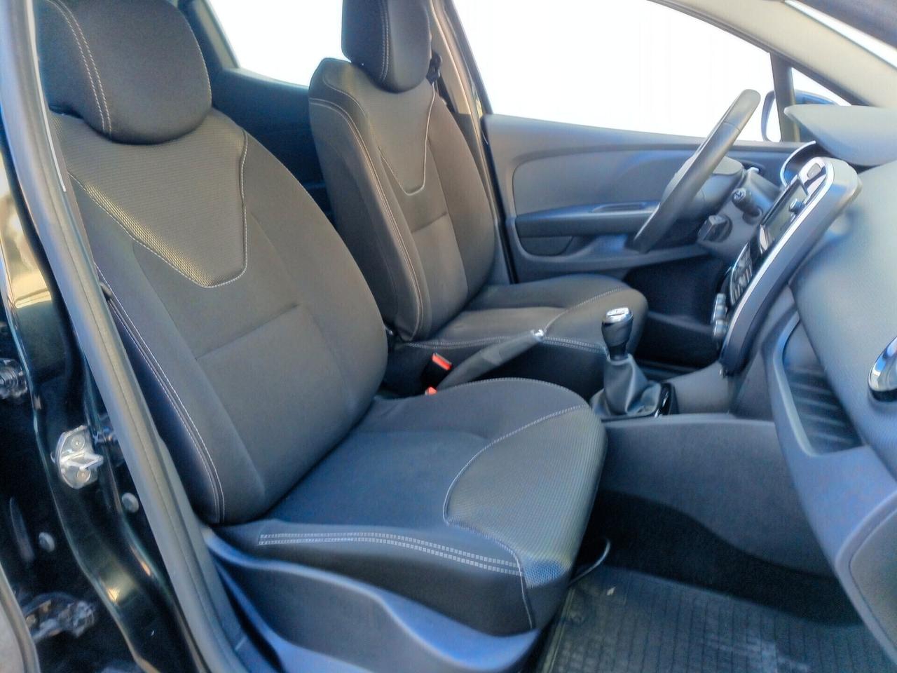 Renault Clio TCe 12V 90 CV GPL 5 porte Moschino Intens