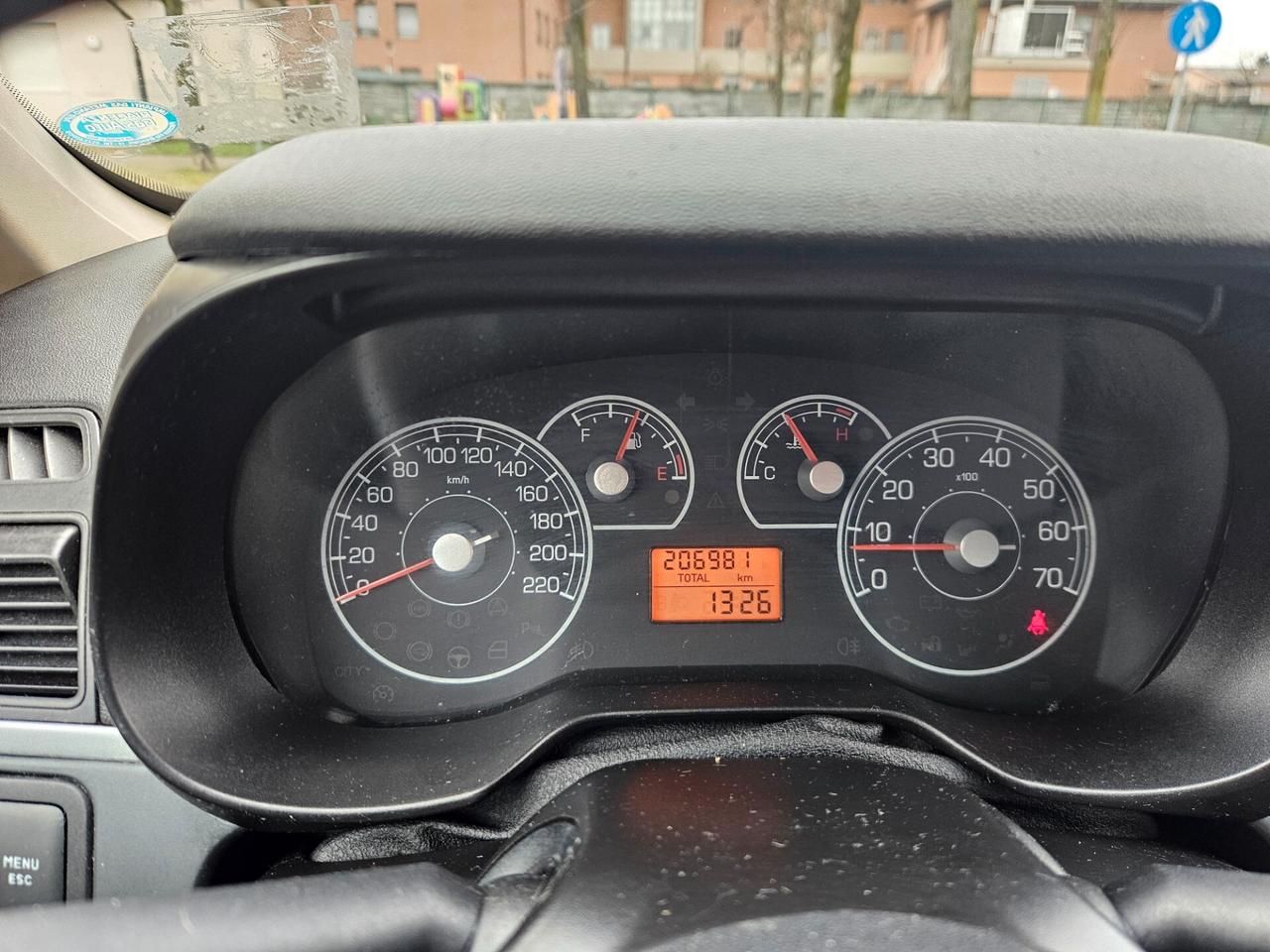 Fiat Grande Punto 1.2 benzina neopatentati