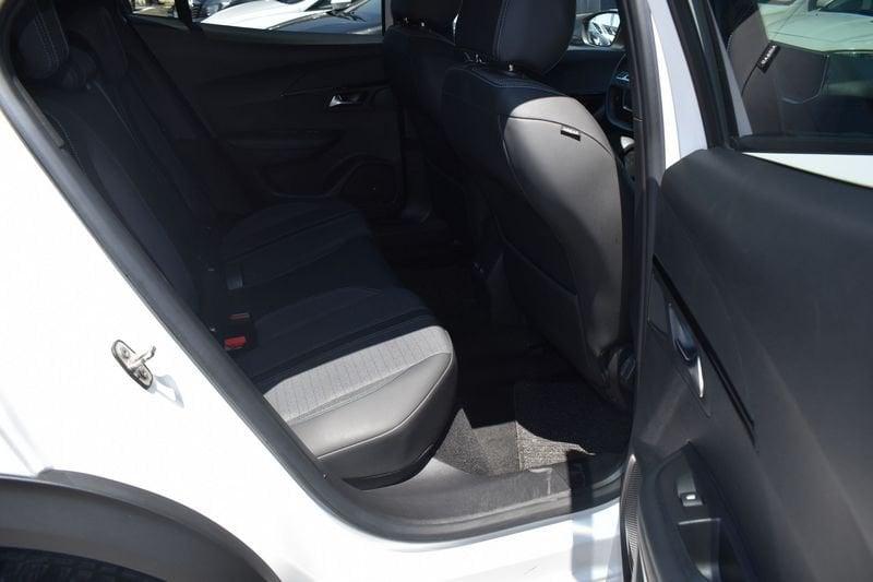 Peugeot 2008 BlueHDi 130 EAT8 Allure Pack S/S aut.