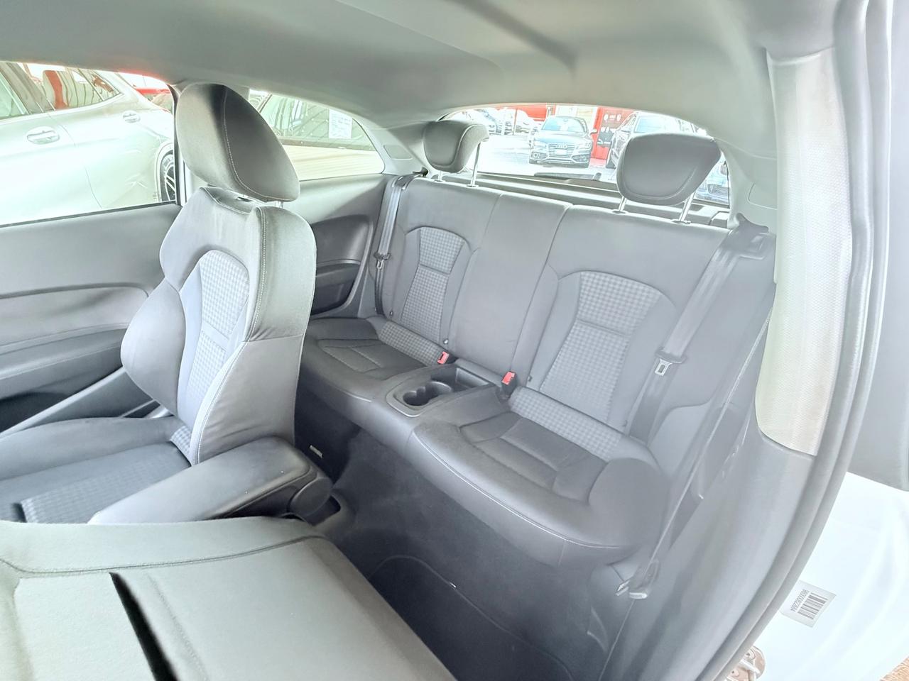 A1 1.6 TDI -s-line -rate-(( PERFETTA )) -