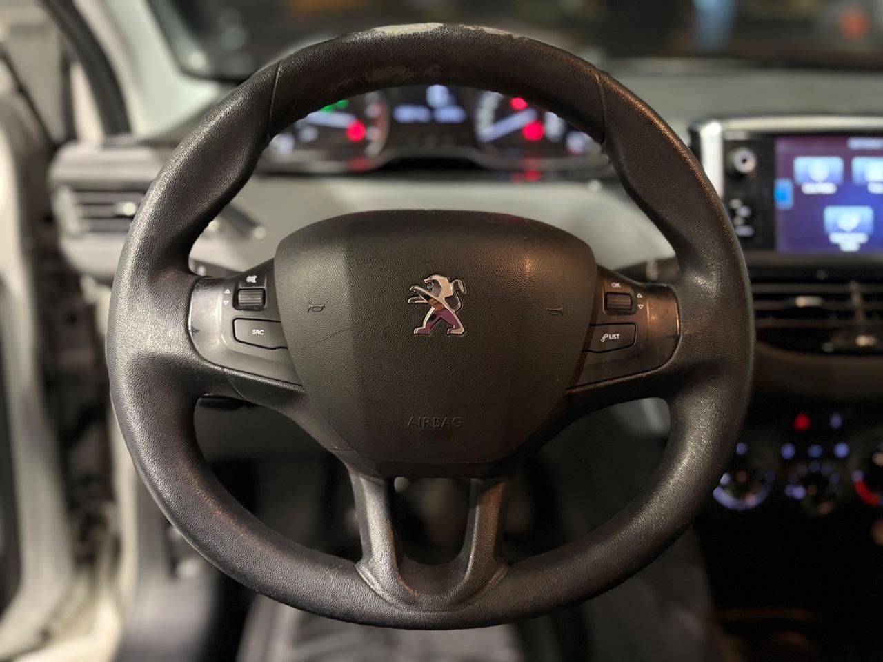 Peugeot 208 BlueHDi 75 5 porte Allure