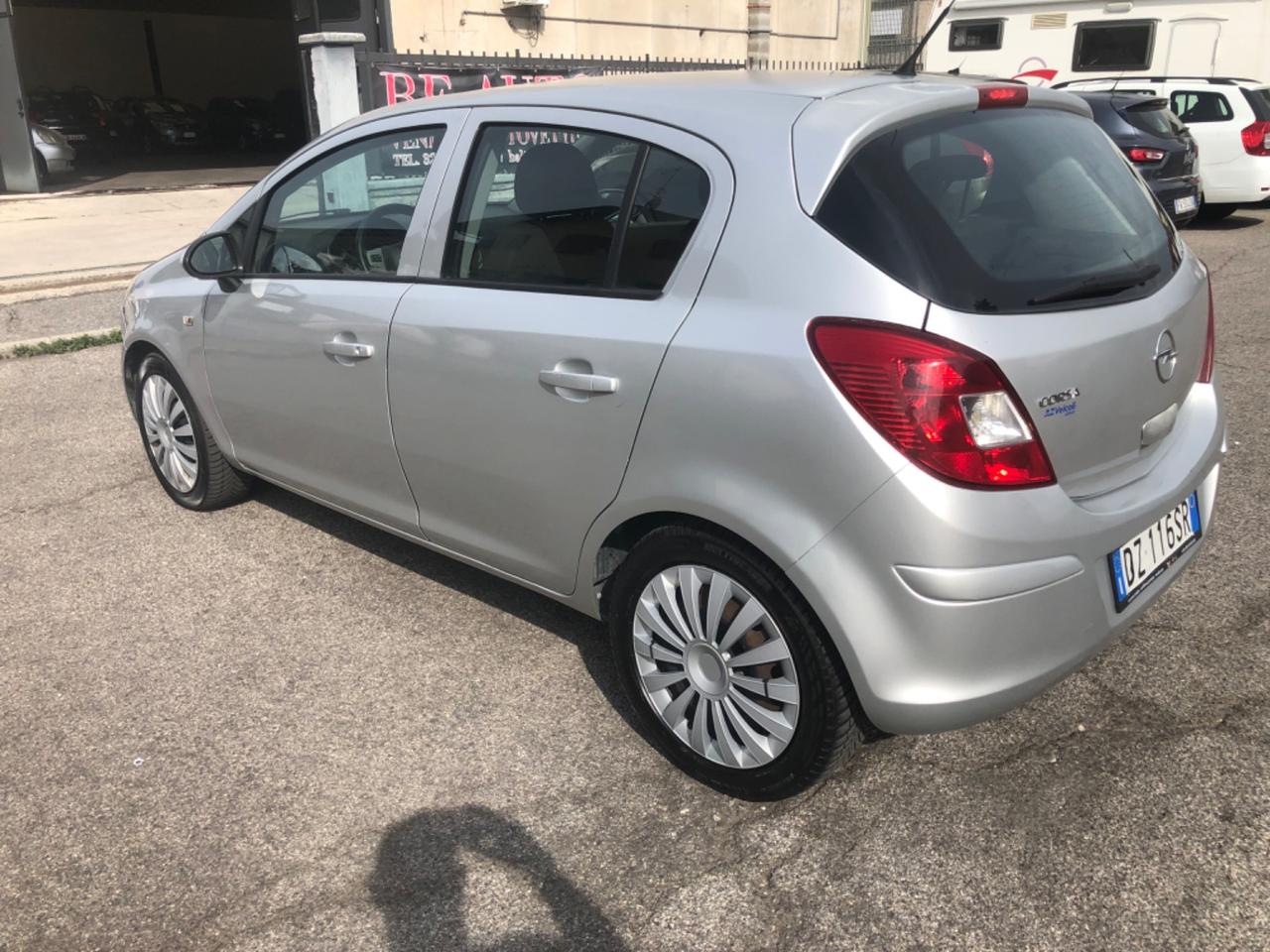 Opel Corsa 1200 GPL 2030 neopatentati