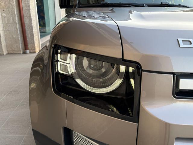 LAND ROVER Defender 110 3.0D I6 200 CV AWD Auto SE 7 POSTI