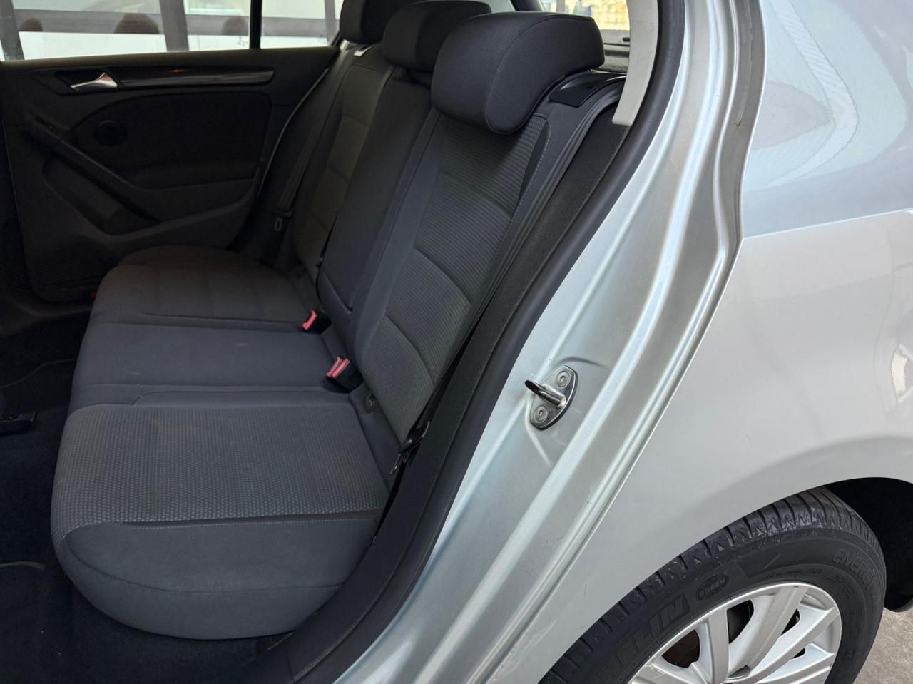 Volkswagen Golf 1.6 TDI DPF 5p. Highline