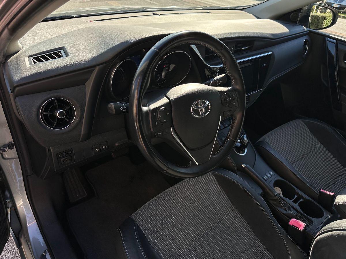 TOYOTA - Auris - TS 1.8 Hybrid Lounge #UNICOPROPRIETARIO