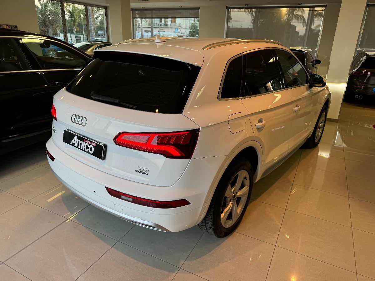 AUDI - Q5 - 2.0 TDI 190CV quattro S-tronic Cokpit