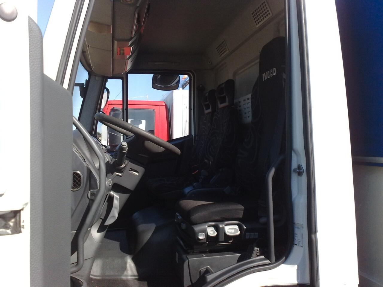 Iveco Eurocargo 100E22 PIANALE - 2011