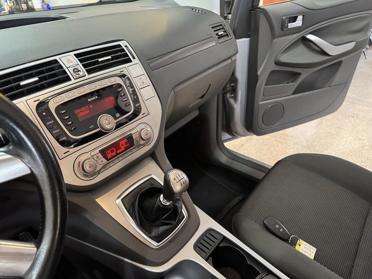 FORD KUGA 2.0 TDCi Titanium