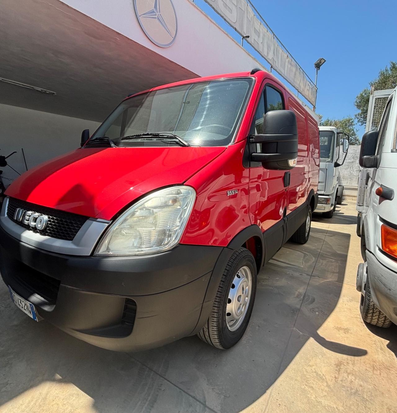 Iveco Daily Furgonato - 2011-3.0- 186000 km