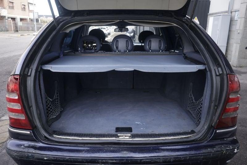 Mercedes-Benz Classe C Mercedes-Benz Classe C C220 cat SW Elegance 105KW ANNO 2002