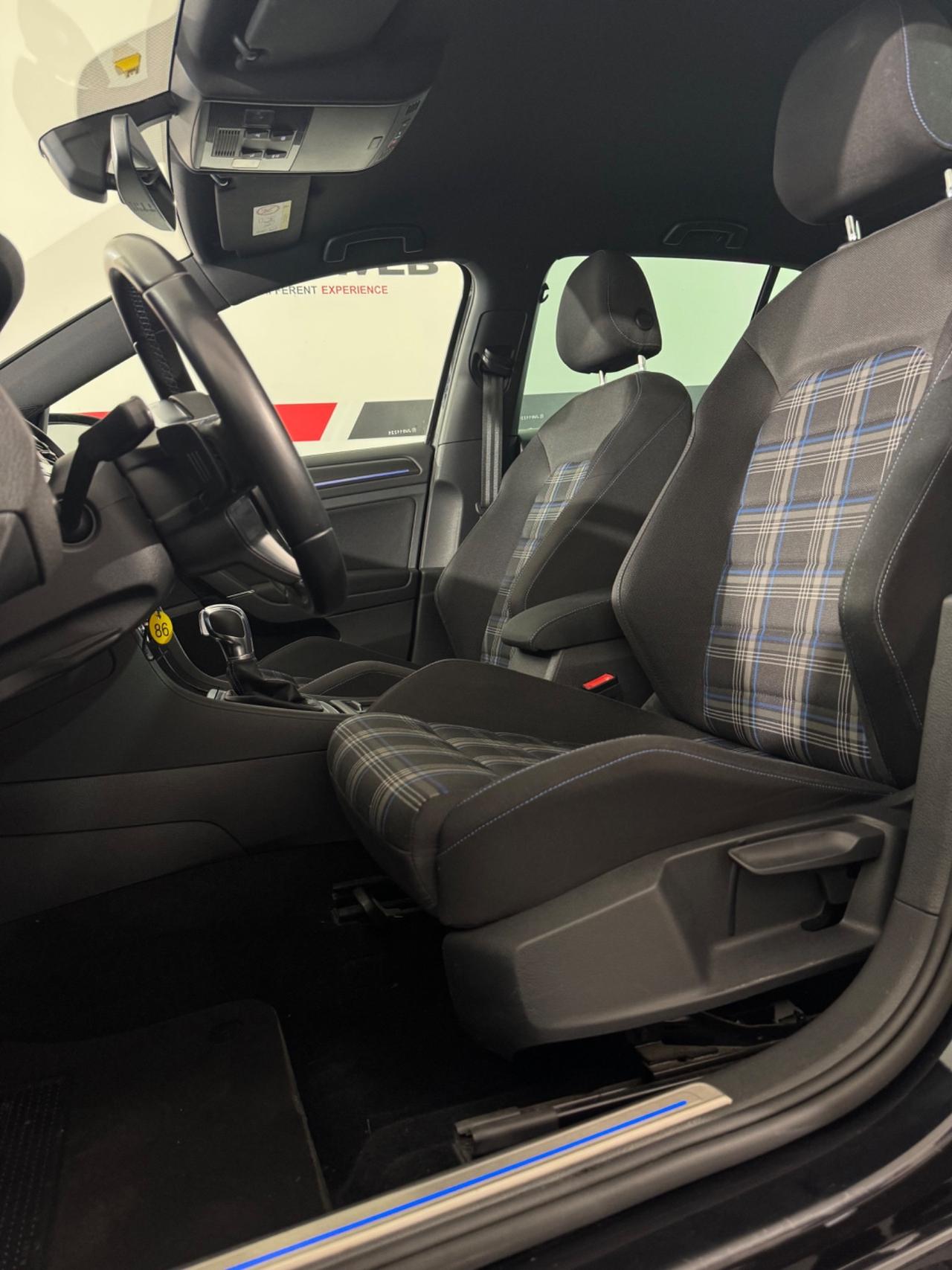 Volkswagen Golf GTI GTE DSG 5p. Plug-In-Hybrid
