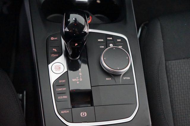 BMW 116 d 5p. Business Advantage