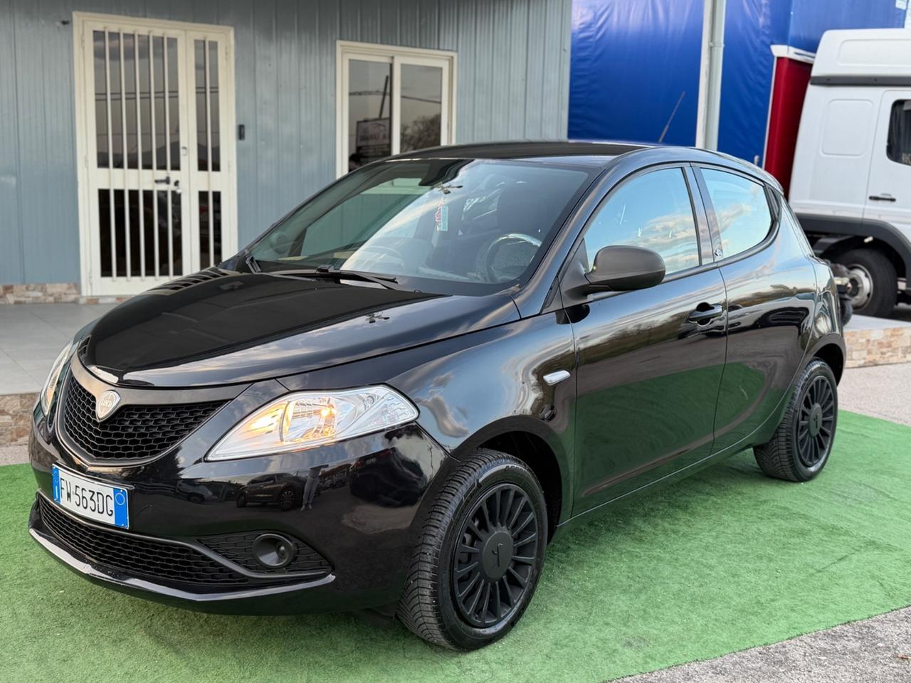 Lancia Ypsilon 1.2 GPL SOLO 82 MILA KM GARANZIA