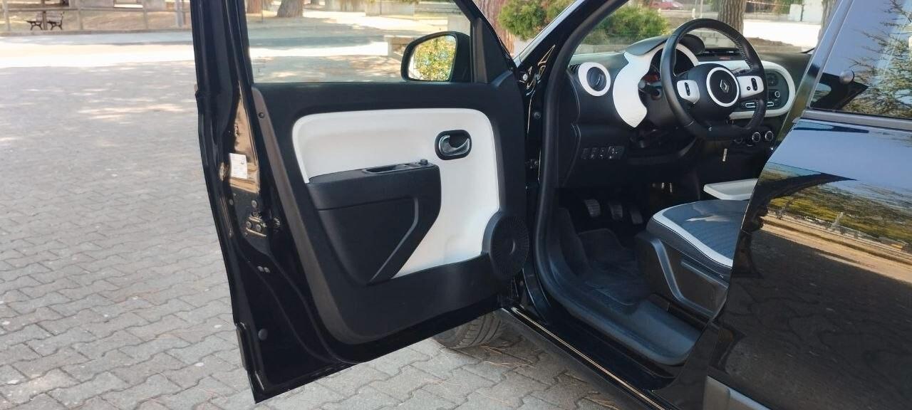 Renault Twingo Zen 1.0 10/16 km 42.382