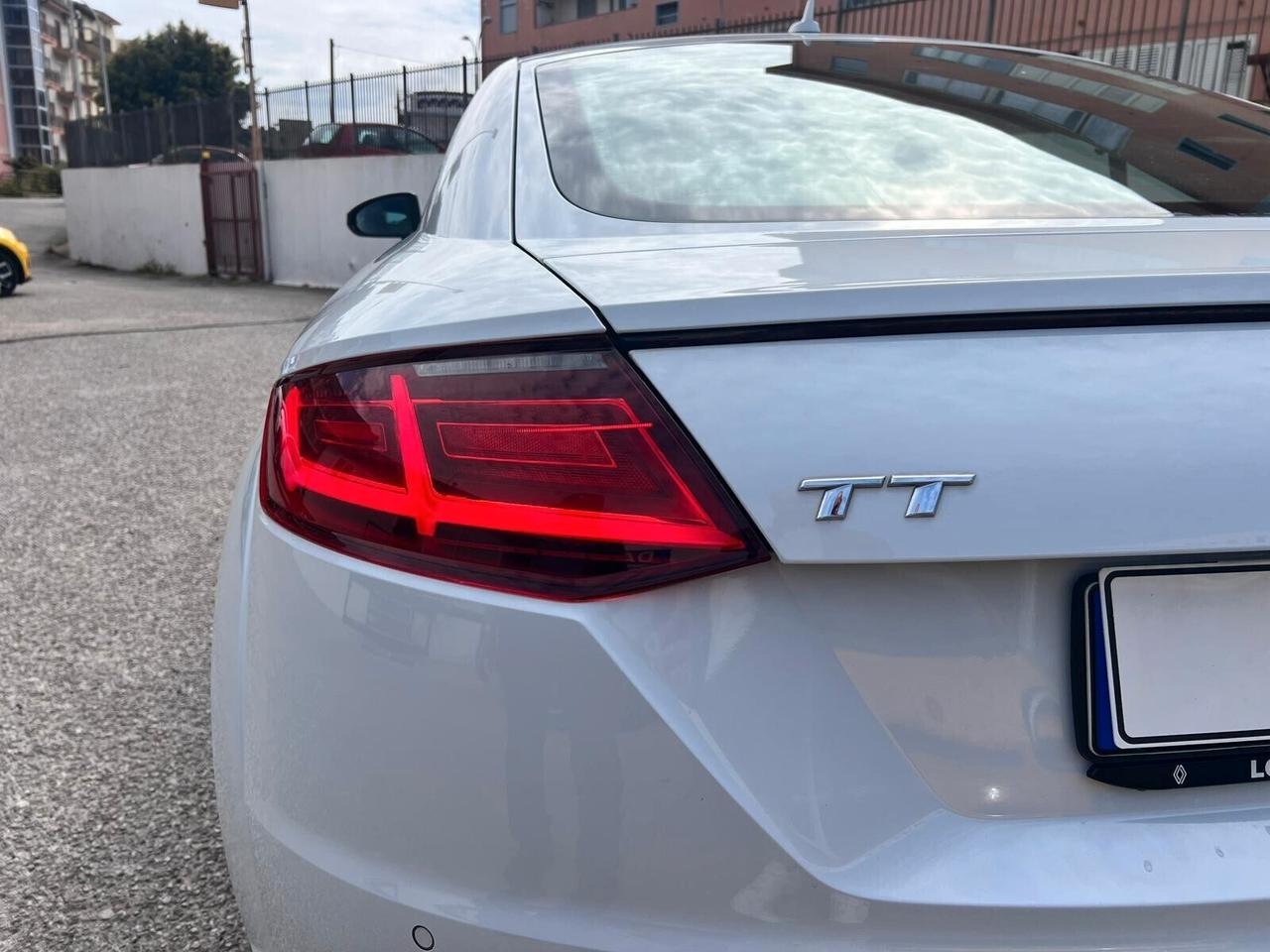 Audi TT Coupé 2.0 TDI ultra