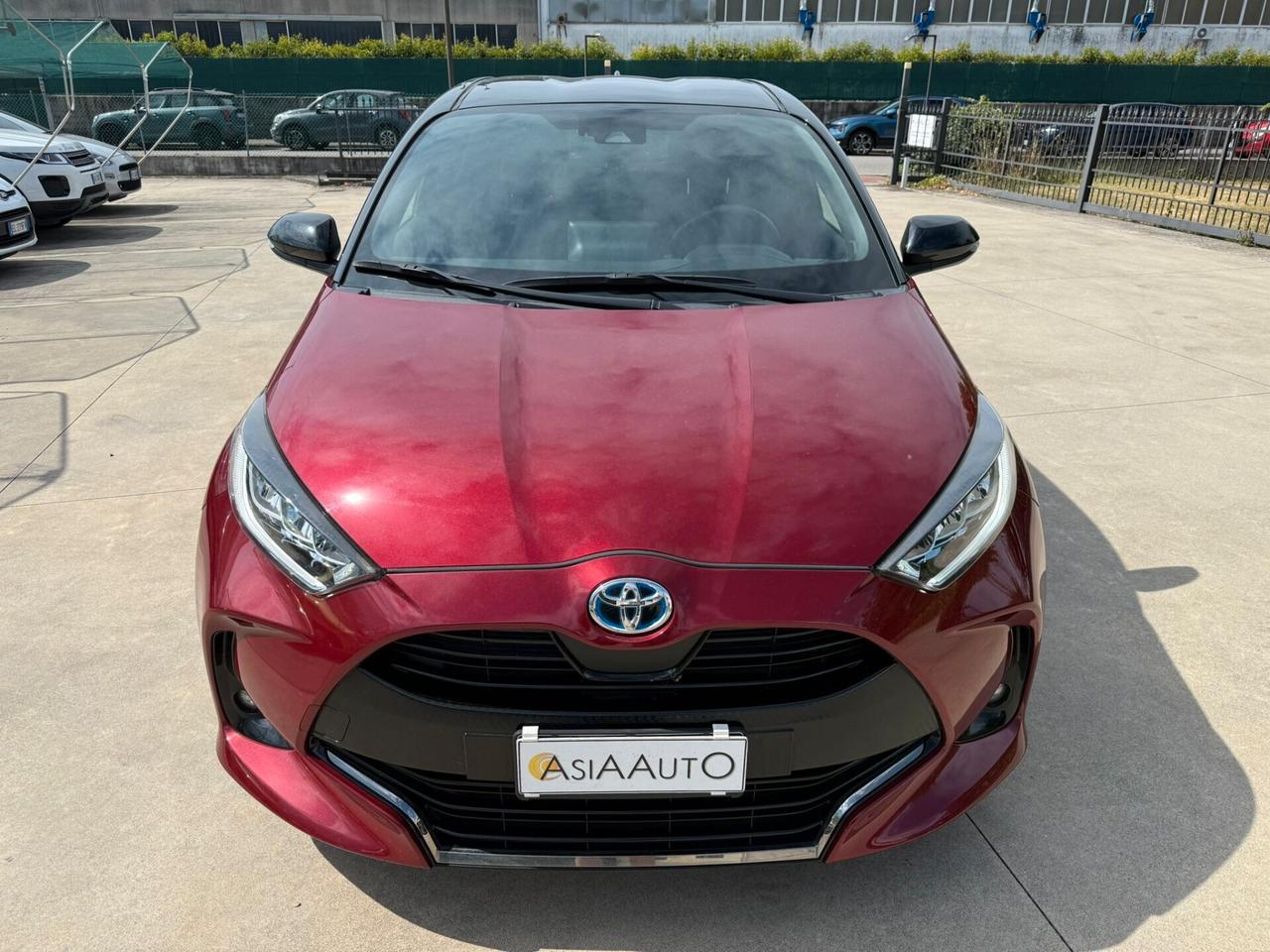 Toyota Yaris 1.5h Lounge PREZZO REALE