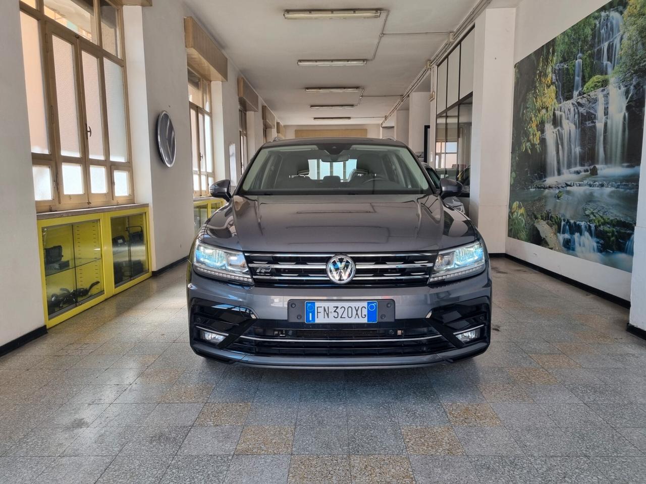 Volkswagen Tiguan 1.6 TDI SCR R-Line, VIRTUAL COCKPIT, KEYLESS
