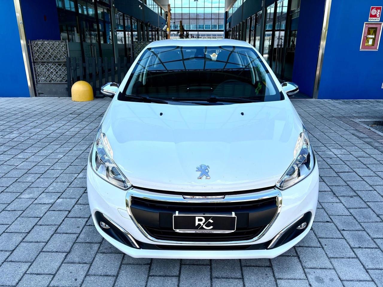 Peugeot 208 1.2 Neopatentati