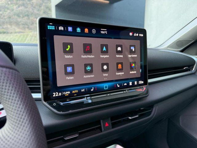 VOLKSWAGEN T-Roc Nuova 1.5 eTSI DSG R-Line GANCIO Black Style LED