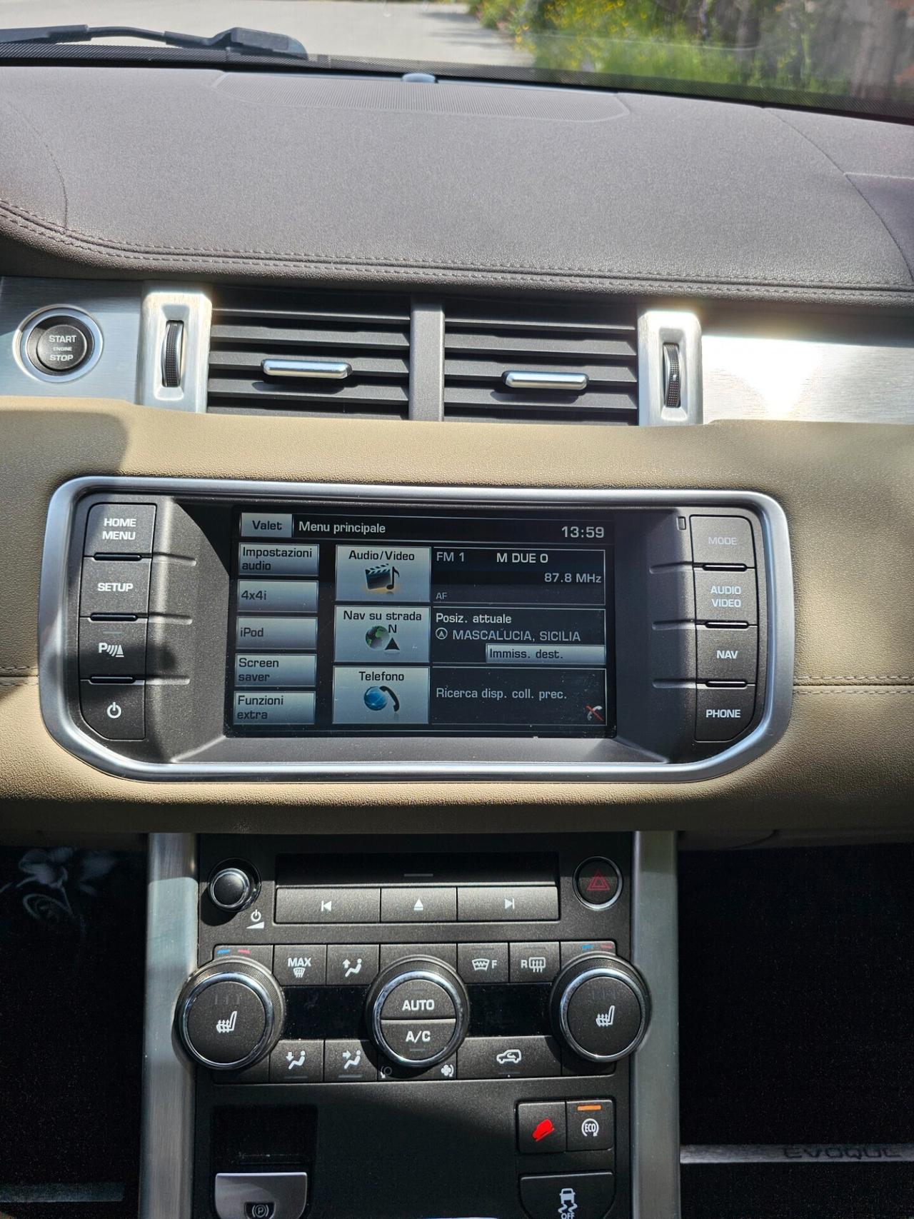 Land Rover Range Rover Evoque Prestige2.2 TD4 150cv gancio traino