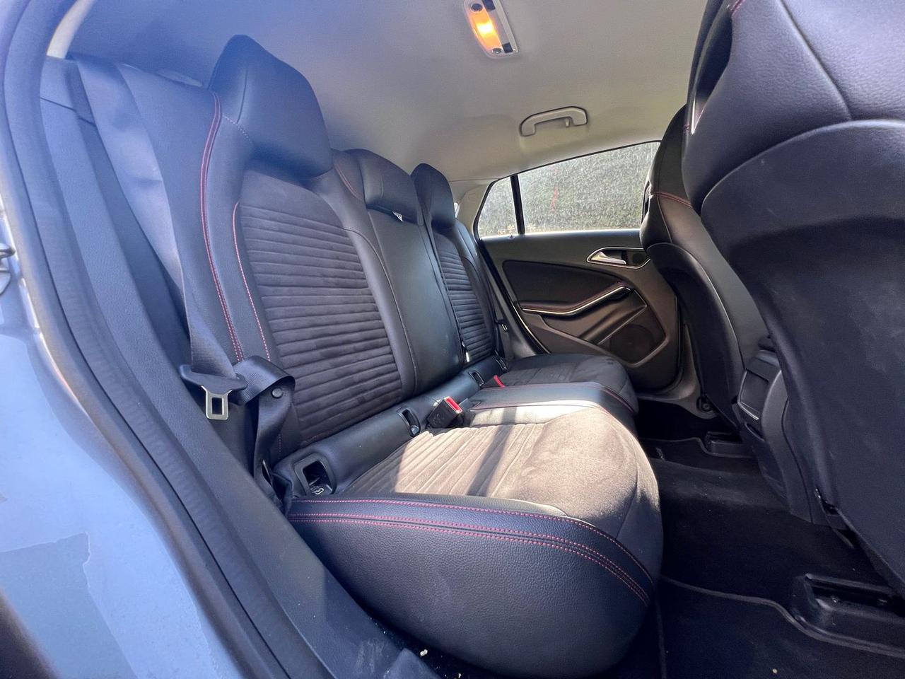 Mercedes-Benz CLA 220 Premium CLA 220 D #10563