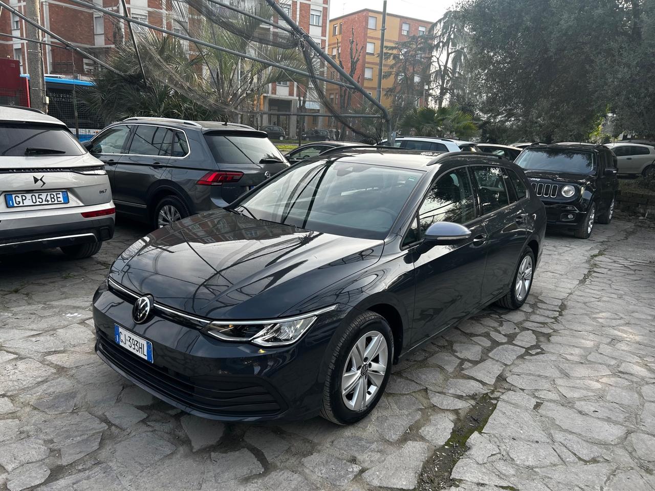 Volkswagen Golf Variant 2.0 TDI SCR Neopatentati