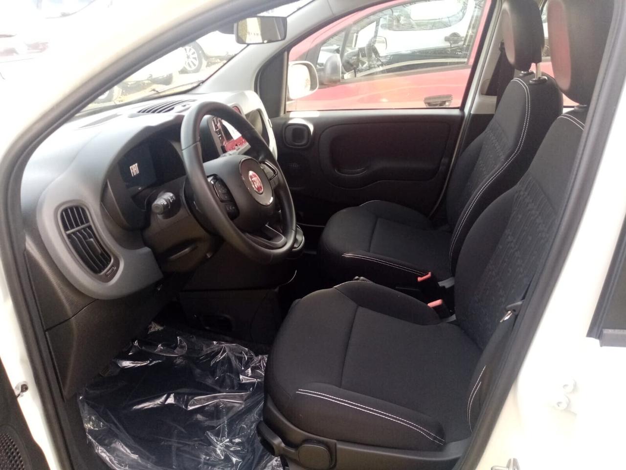 NOLEGGIO FIAT PANDA 1.0 FIREFLY SS HYBRID PANDINA