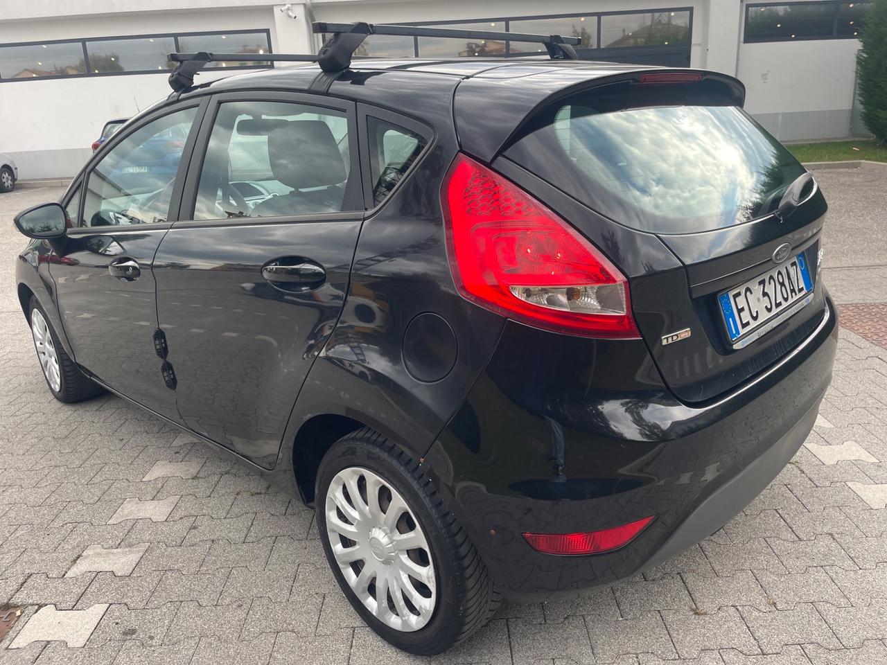 Ford Fiesta 1.4 TDCi 5p. Titanium x neo patentati