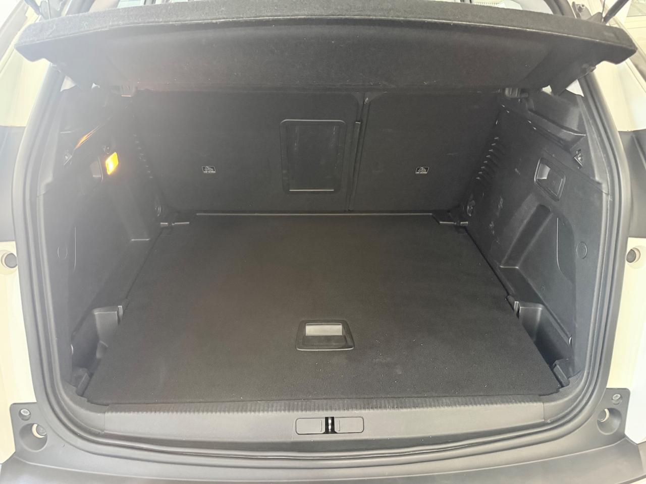 Peugeot 3008 BlueHDi 130 S&S EAT8 Allure 2020
