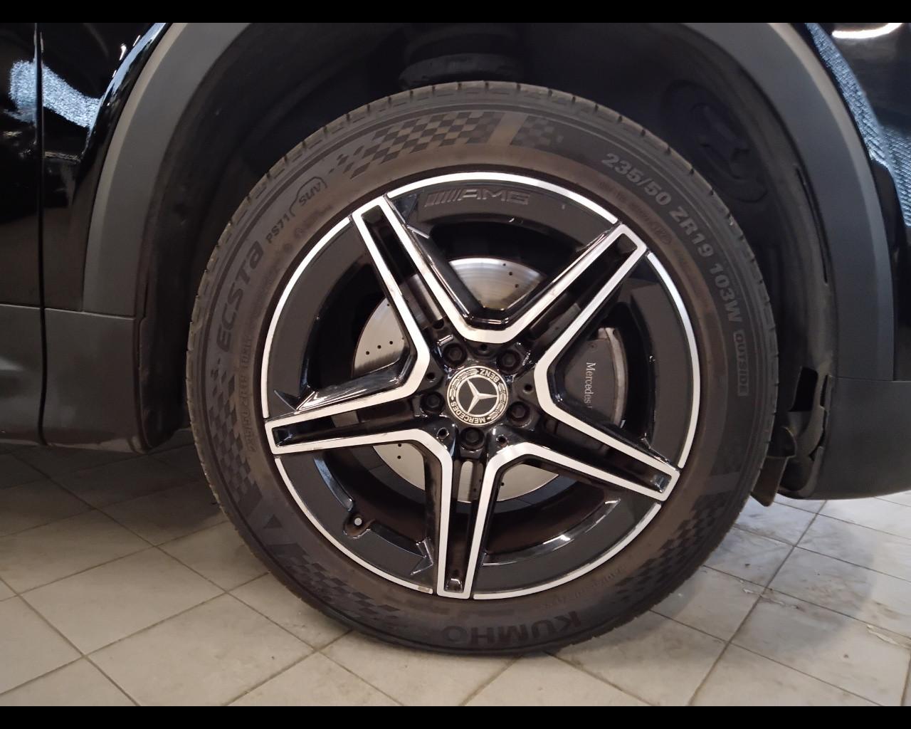 Mercedes-Benz GLB - X247 2019 - GLB 180 d Premium auto