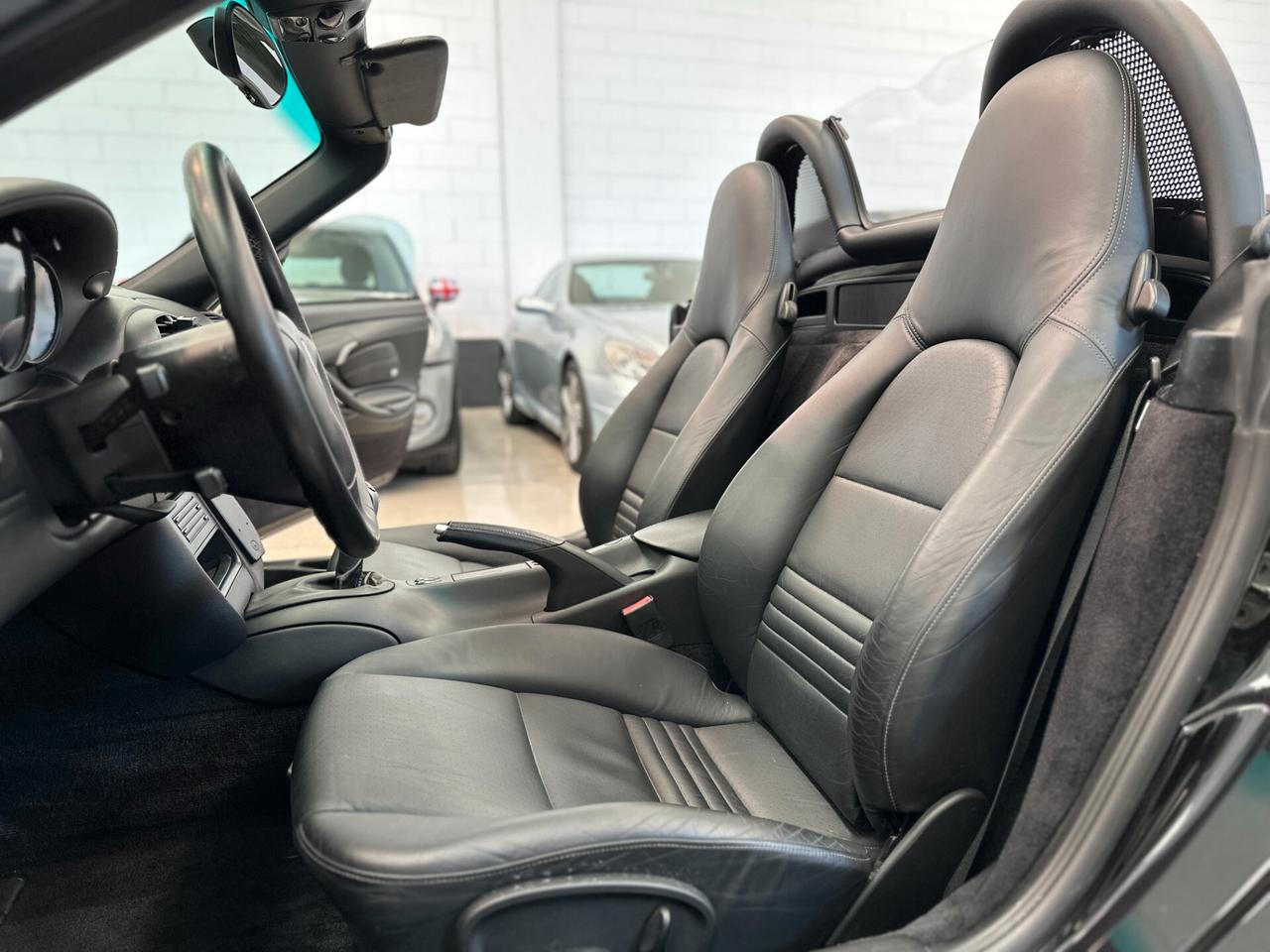 Porsche Boxster 2.7i 24V cat