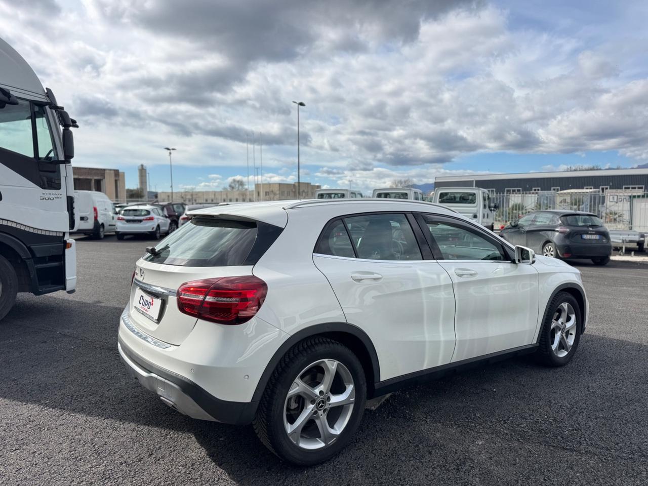 Mercedes-benz GLA 200 d Automatic Sport