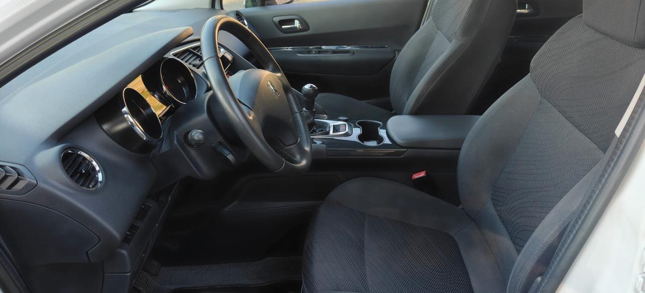 Peugeot 3008 1.6 VTi 120CV Active