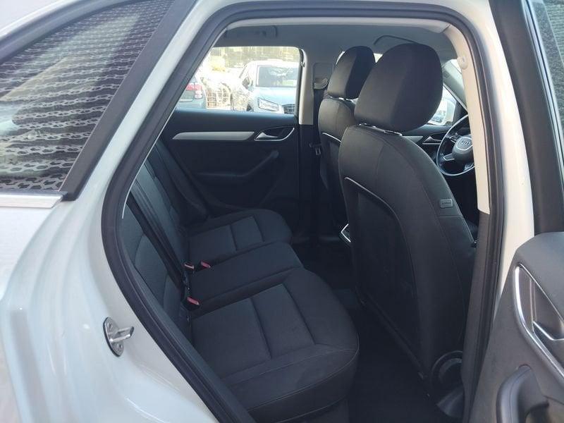 Audi Q3 2.0 TDI 150cv Business