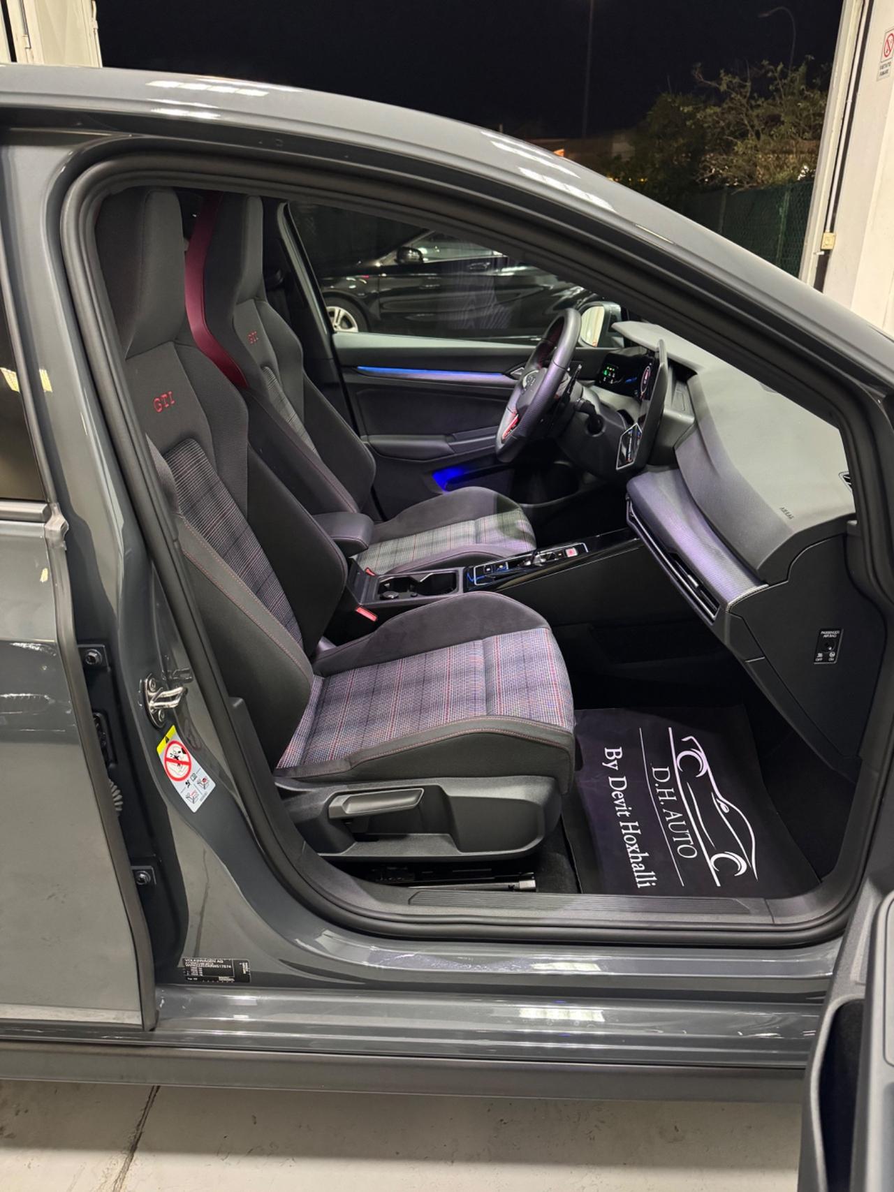 Volkswagen Golf 2.0 TSI DSG GTI