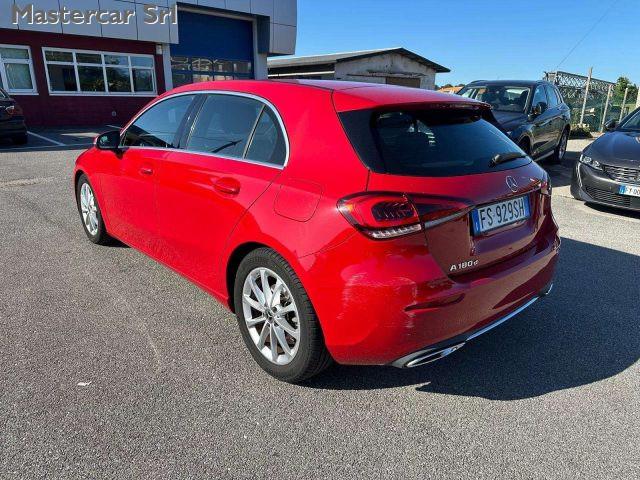 MERCEDES-BENZ A 180 A 180 d Sport auto - FS929SH